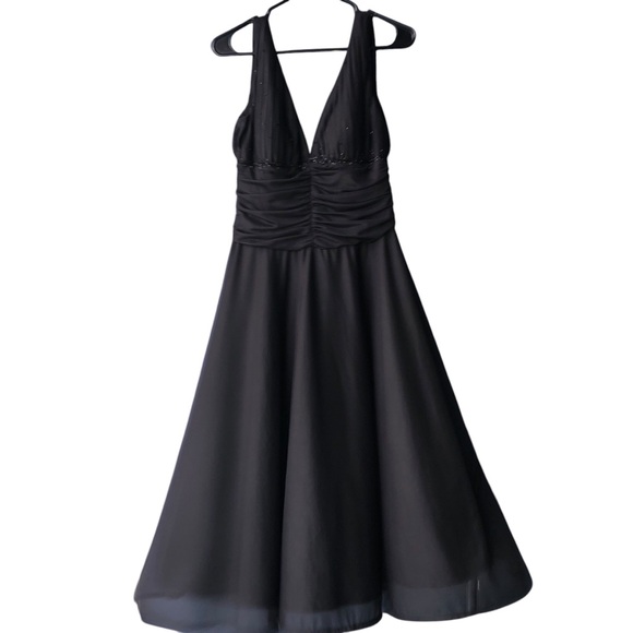 David's Bridal Dresses & Skirts - DAVID’S BRIDAL Size 14 Women Maxi ,Black Evening Fancy Elegant Dress. 14” X 46”